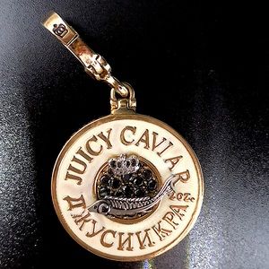▪️Juicy Couture Original 2005 Caviar Charm